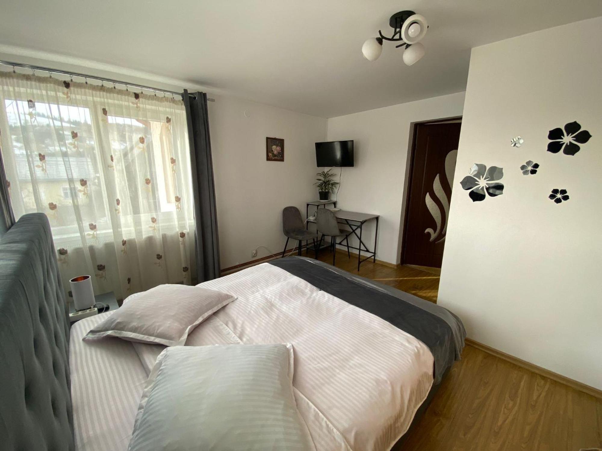 Hotel Casa Irina Mînăstirea Humorului Exterior foto