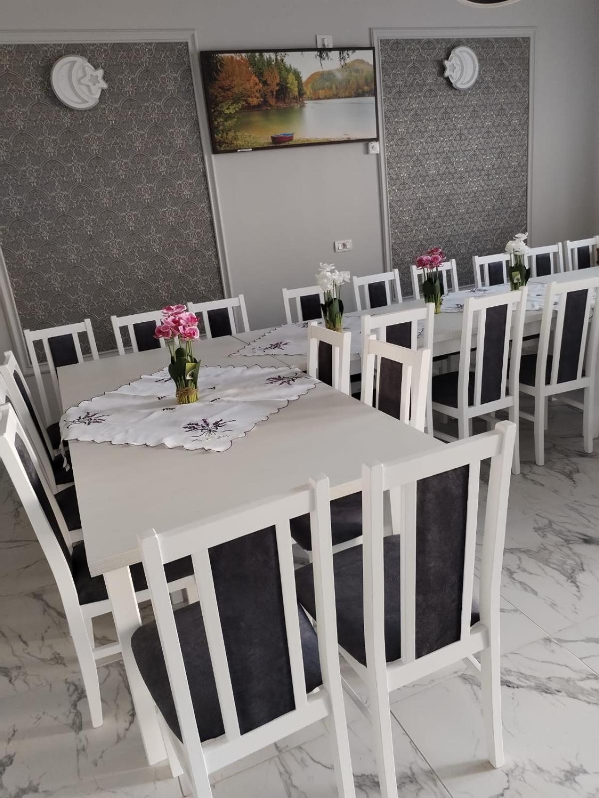 Hotel Casa Irina Mînăstirea Humorului Exterior foto