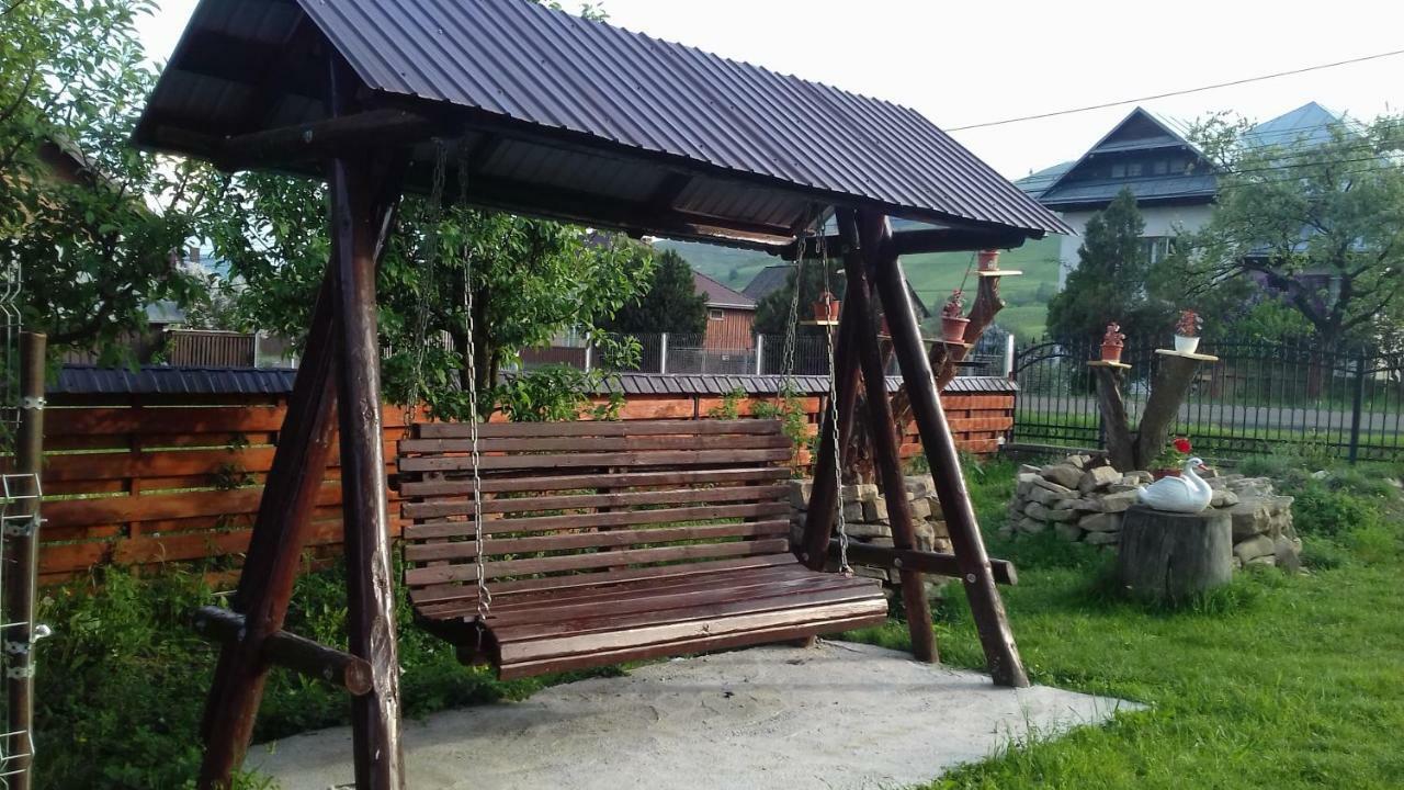 Hotel Casa Irina Mînăstirea Humorului Exterior foto